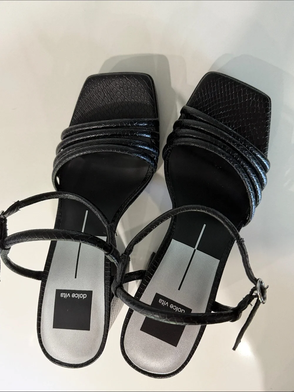 Dolce Vita brand dolce
